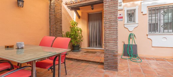 Adosado de 4 dormitorios en San Roque, Spain No. 158316 40