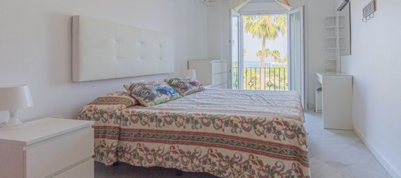 Adosado de 4 dormitorios en San Roque, Spain No. 158316 29