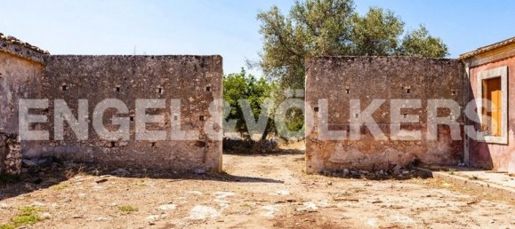 20 rooms House in Noto, Italy No. 178011 8