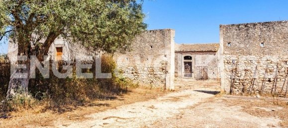 20 rooms House in Noto, Italy No. 178011 10