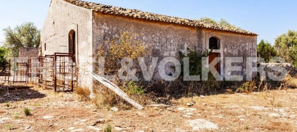 20 rooms House in Noto, Italy No. 178011 3