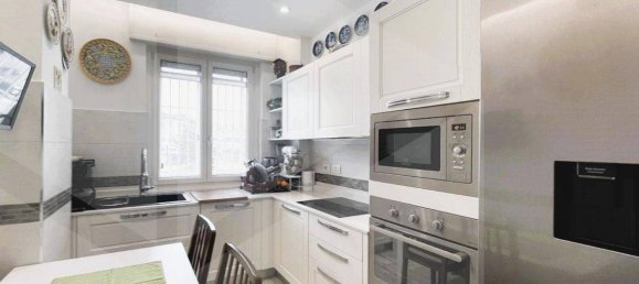 3 rooms Apartment in Milan, Italy No. 241893 10