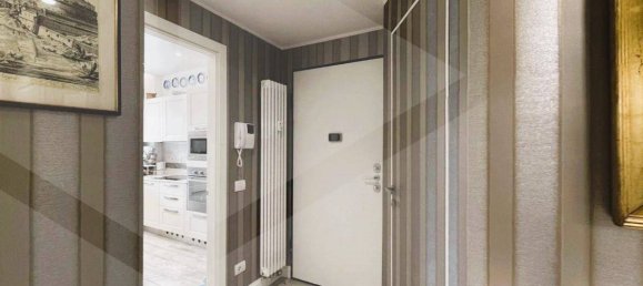 3 rooms Apartment in Milan, Italy No. 241893 13