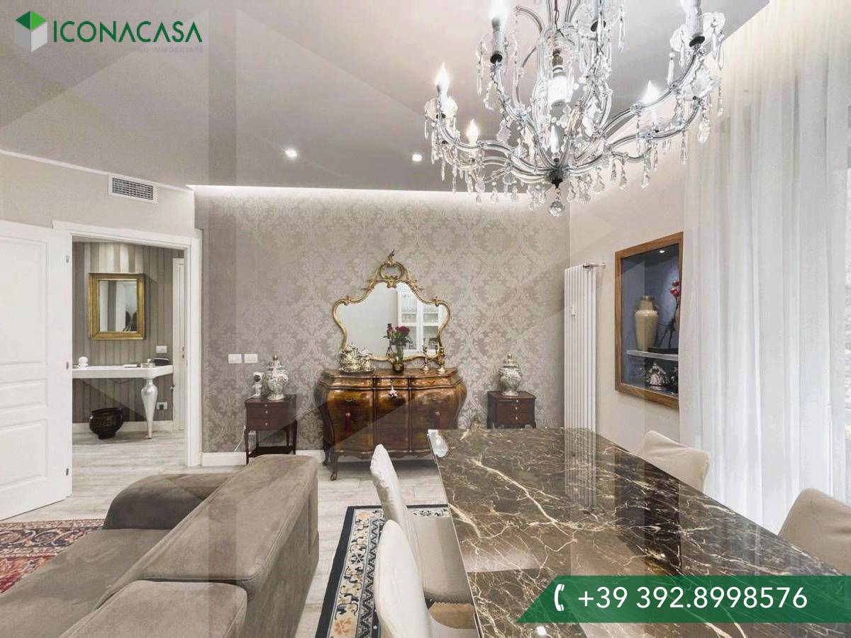 3 rooms Apartment in Milan, Italy No. 241893