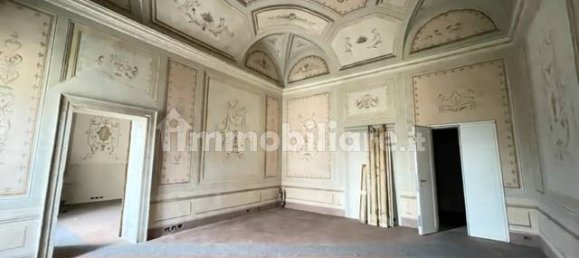 2 Schlafzimmer Wohnung in Mantua, Italy, Nr. 248997 5