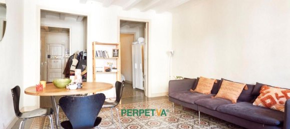 2 bedrooms Apartment in Ciutat Vella, Spain No. 114973 8