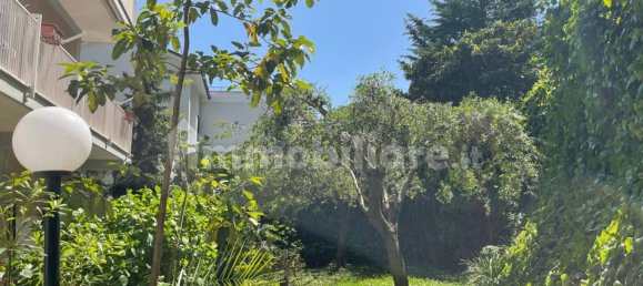 3 غرف نوم شقة في Rome, Italy رقم 333627 32