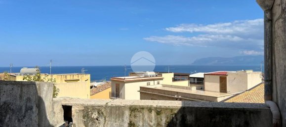 Casa de 5 habitaciónes en Castellammare del Golfo, Italy No. 15573 6