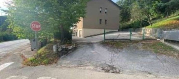 6 rooms Apartment in Piobbico, Italy No. 1813 3