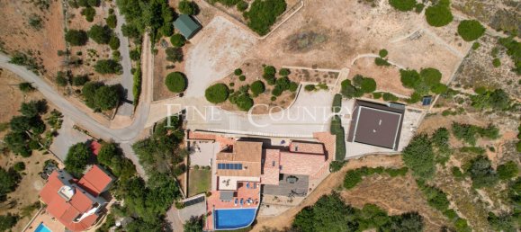 6 bedrooms Villa in Faro, Portugal No. 100015 3
