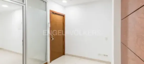 4 Schlafzimmer Wohnung in Cuatro Caminos, Spain, Nr. 185551 19