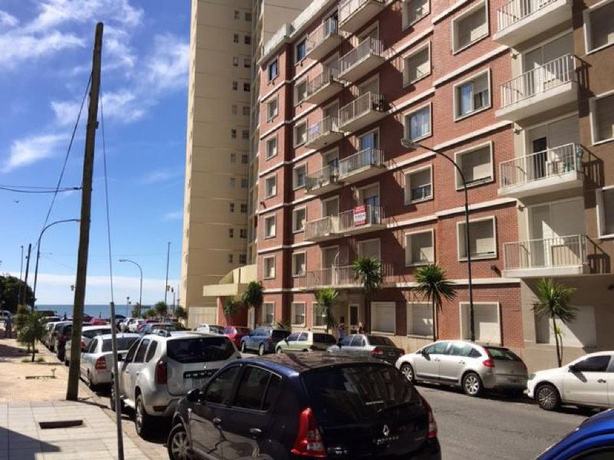 2 bedrooms Apartment in Mar del Plata, Argentina No. 92320