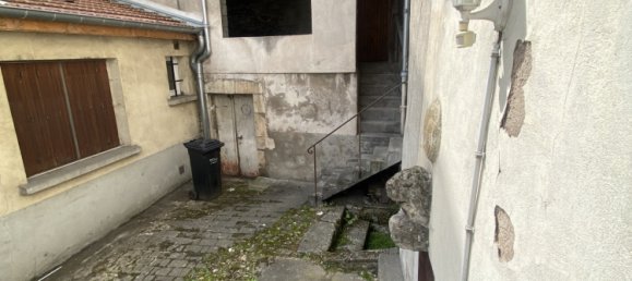 109m² Building in Dieulouard, France No. 64745 8