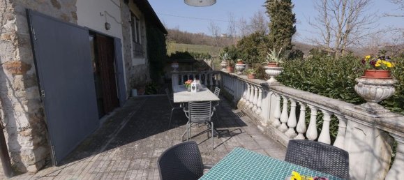 3 rooms House in Casina, Italy No. 94630 43
