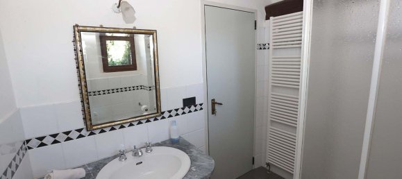 3 rooms House in Casina, Italy No. 94630 17