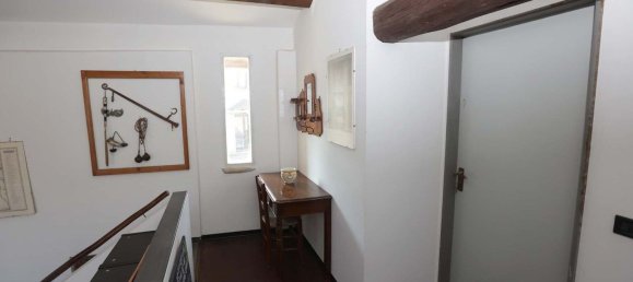 3 rooms House in Casina, Italy No. 94630 23