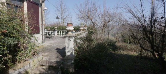 3 rooms House in Casina, Italy No. 94630 33