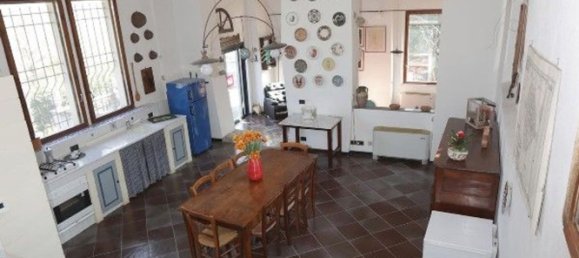 3 rooms House in Casina, Italy No. 94630 15