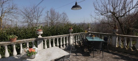 3 rooms House in Casina, Italy No. 94630 42