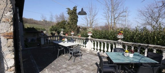 3 rooms House in Casina, Italy No. 94630 30