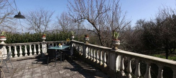 3 rooms House in Casina, Italy No. 94630 31