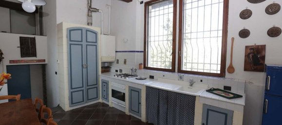 3 rooms House in Casina, Italy No. 94630 24
