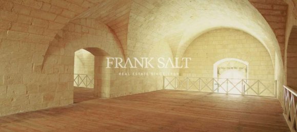 Büro in Birgu, Malta 492m², Nr. 11773 12