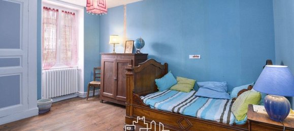 5 bedrooms House in Sablons, France No. 191985 6