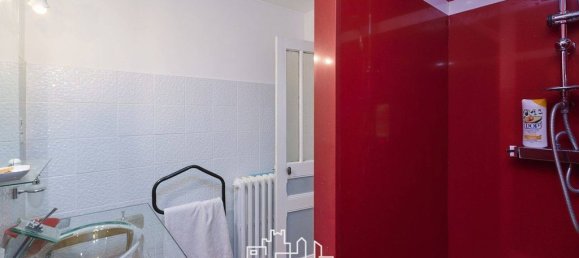 5 bedrooms House in Sablons, France No. 191985 8