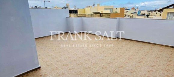 Квартира с 2 спальнями в Зуррик, Мальта № 6285 11