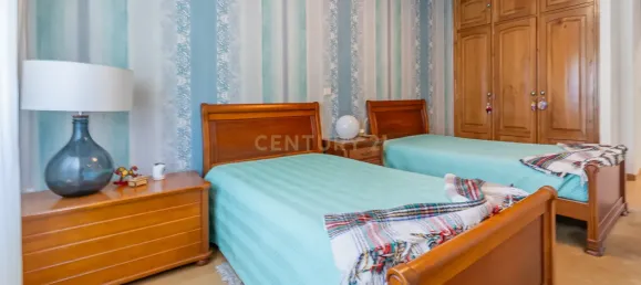 4 bedrooms Villa in Lisbon, Portugal No. 114542 35