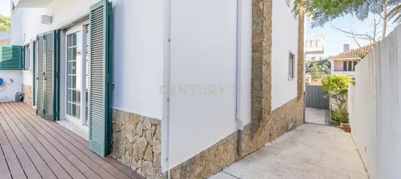 4 bedrooms Villa in Lisbon, Portugal No. 114542 5