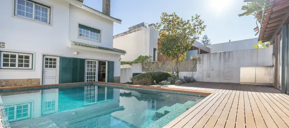 4 bedrooms Villa in Lisbon, Portugal No. 114542 10