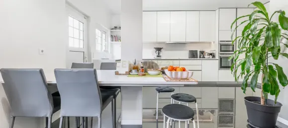 4 bedrooms Villa in Lisbon, Portugal No. 114542 14