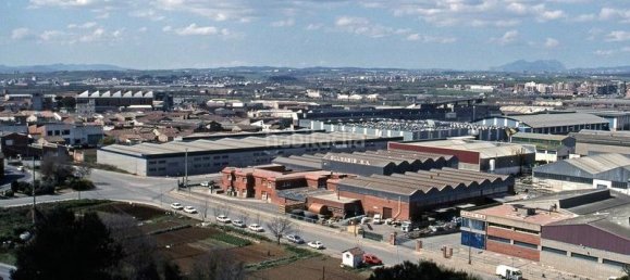 Entrepôt à Sabadell, Spain 680m² No. 162277 2