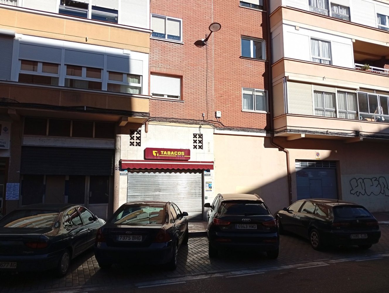 Imóvel comercial em Valladolid, Spain 68 m² N.º 80677