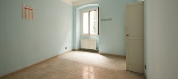 3 bedrooms Apartment in Genoa, Italy No. 99628 10