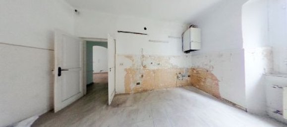 3 bedrooms Apartment in Genoa, Italy No. 99628 5