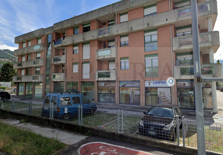 Gewerbliche Immobilie in Trento, Italy 57m², Nr. 112502