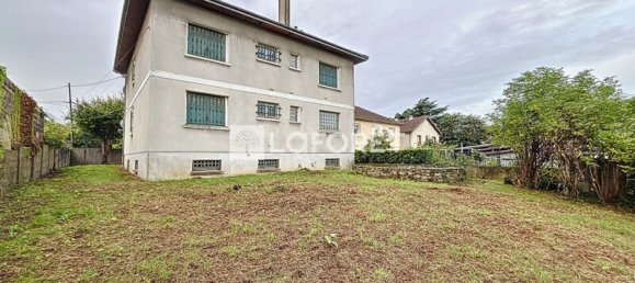 Здание с 4 спальнями в Виньё-сюр-Сен, Франция № 177777 2