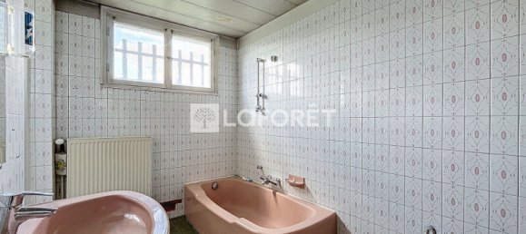 Здание с 4 спальнями в Виньё-сюр-Сен, Франция № 177777 14