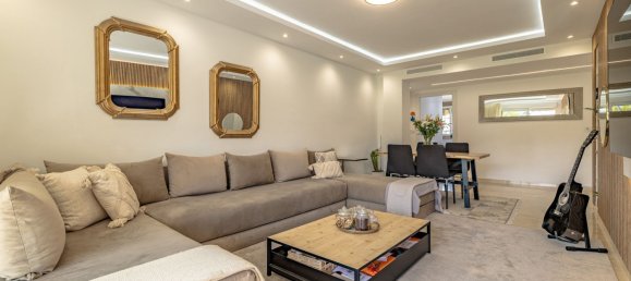 3 bedrooms Apartment in Marbella, Spain No. 147529 4