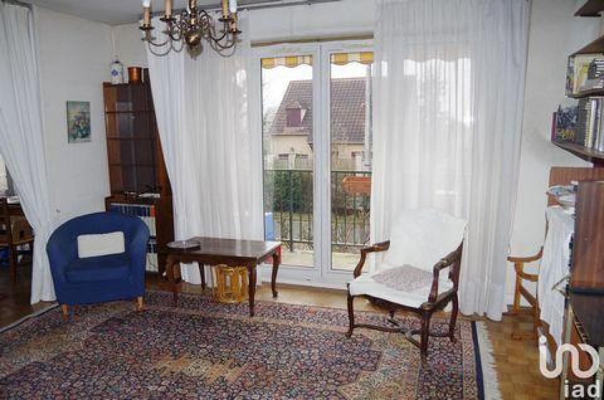 Apartamento com 3 quartos em condomínio em Montgeron, France N.º 35954