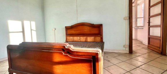 3 bedrooms House in Cirié, Italy No. 106467 3