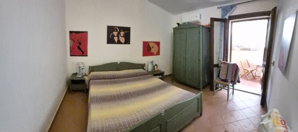 3 rooms House in Trinità d'Agultu e Vignola, Italy No. 304284 6