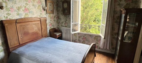 5 bedrooms House in Bondy, France No. 182686 4