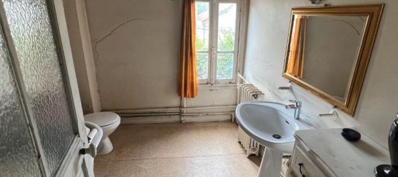 5 bedrooms House in Bondy, France No. 182686 5