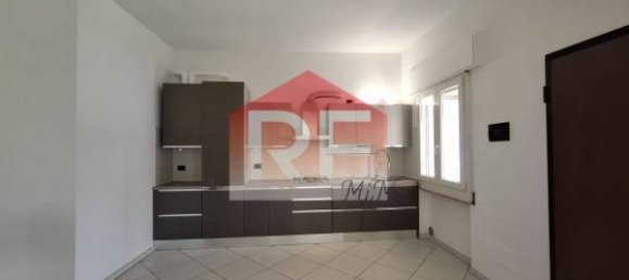 3 bedrooms Apartment in Ravenna, Italy No. 95886 2