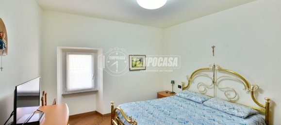 6 rooms Apartment in Veleso, Italy No. 211418 11