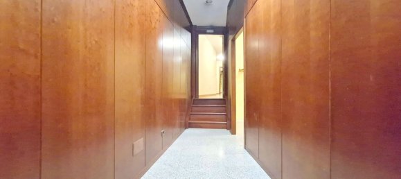 Gewerbliche Immobilie in Ferrol, Spain 160m², Nr. 46527 20